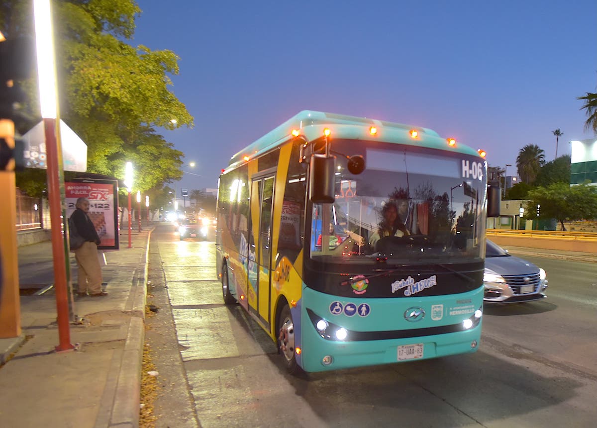 Inicia transporte eléctrico gratuito H Bus con mil 500 universitarios en este nuevo ciclo escolar