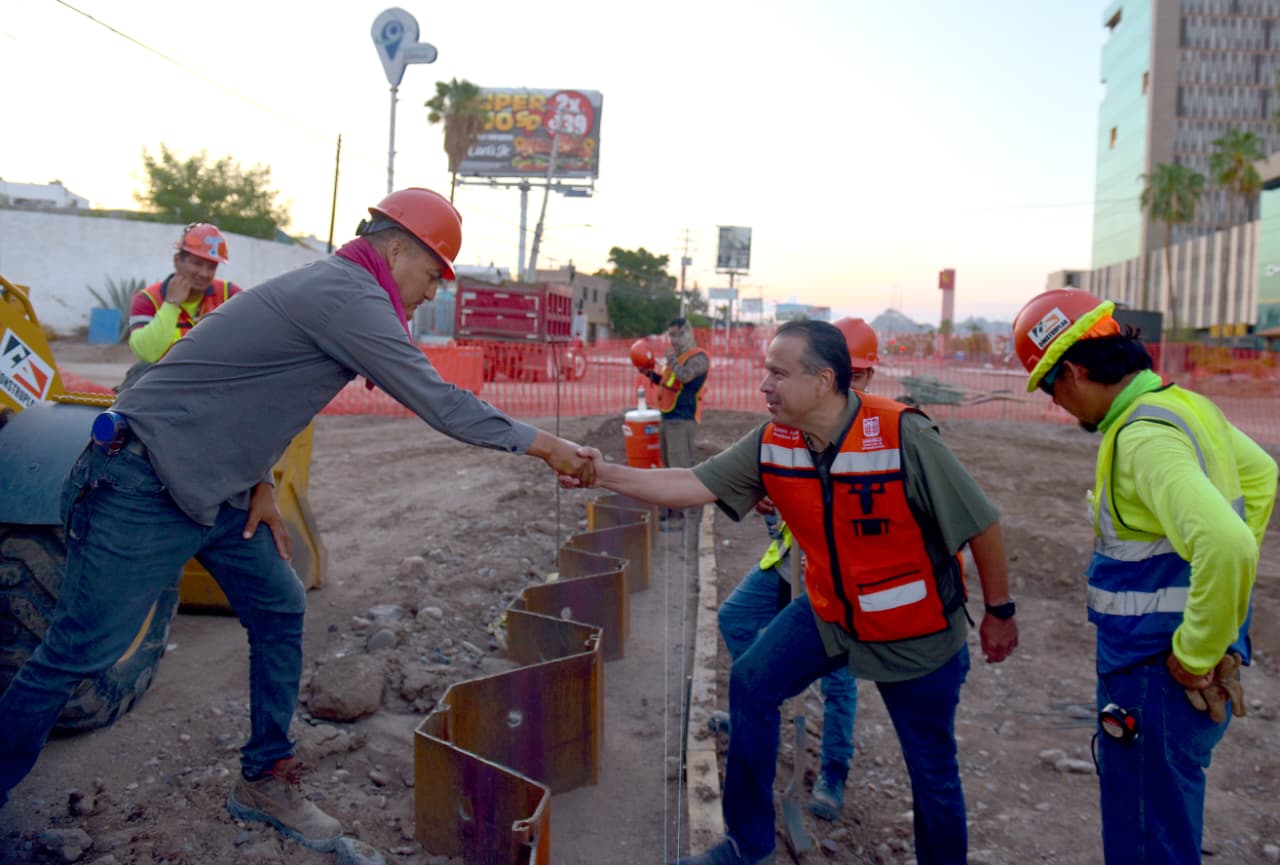 Lleva más de la mitad obra de paso a desnivel de Colosio y Solidaridad: Toño Astiazarán Lleva más de la mitad obra de paso a desnivel de Colosio y Solidaridad: Toño Astiazarán