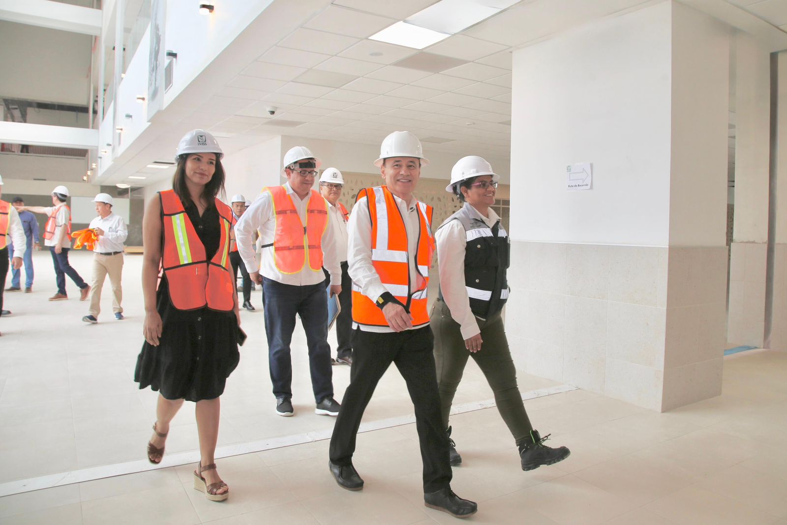 Gobernador Durazo transforma Sonora con inversión en infraestructura hospitalaria y abasto de medicamentos