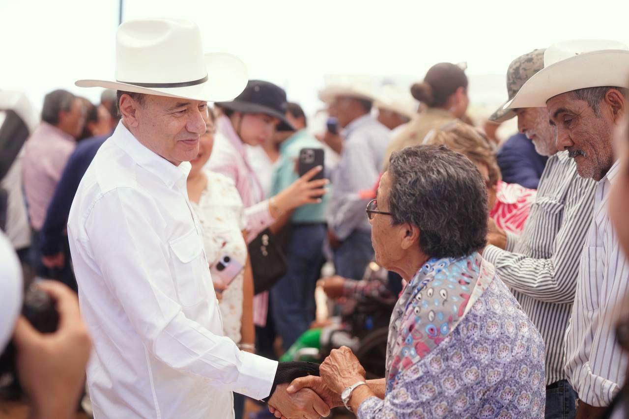 Gobernador Durazo coordina acciones de atención y apoyo tras intensas lluvias en Sonora