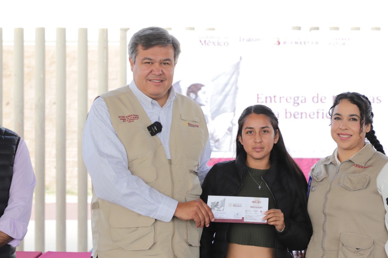 Bienestar entrega mil 500 tarjetas del programa juvenil en Hermosillo y otros municipios