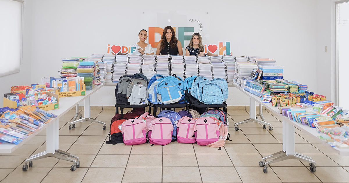 Recibe DIF Hermosillo útiles escolares del programa Dando y Dando