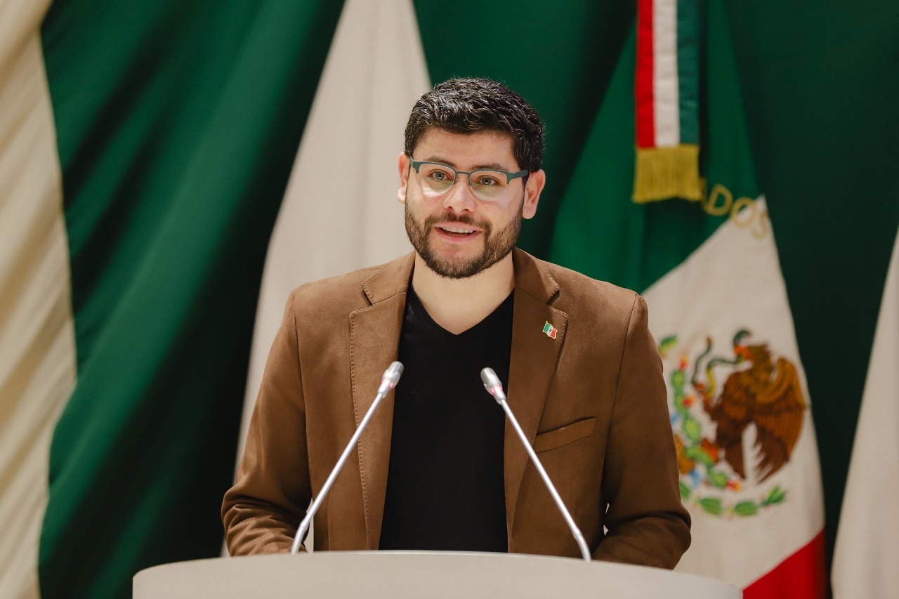 Diputado Juan Pablo Arenivar presenta iniciativa para la comparecencia del gobernador ante el congreso