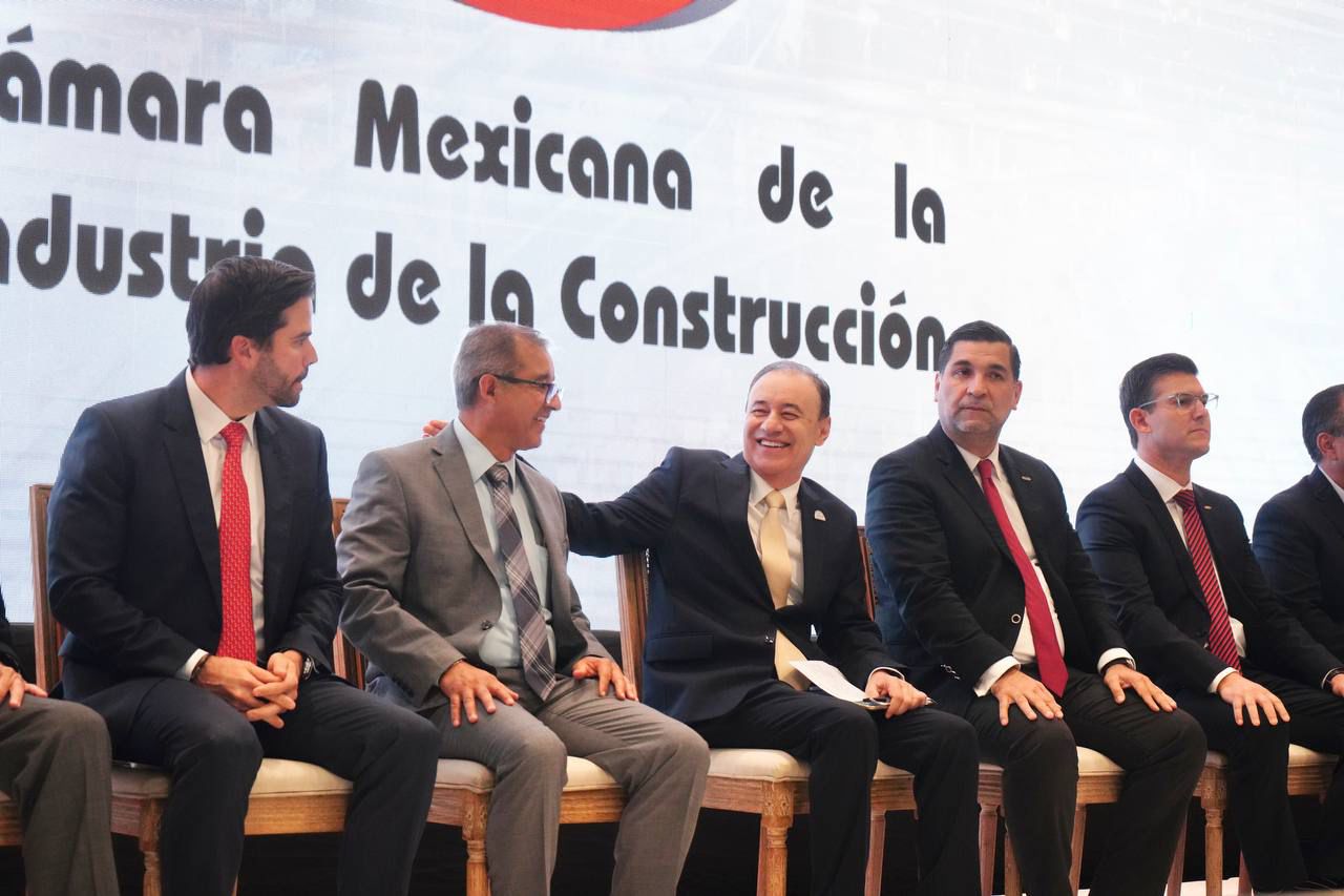 Reconocen empresarios liderazgo de Gobernador Durazo en obras estratégicas durante reunión nacional del sector
