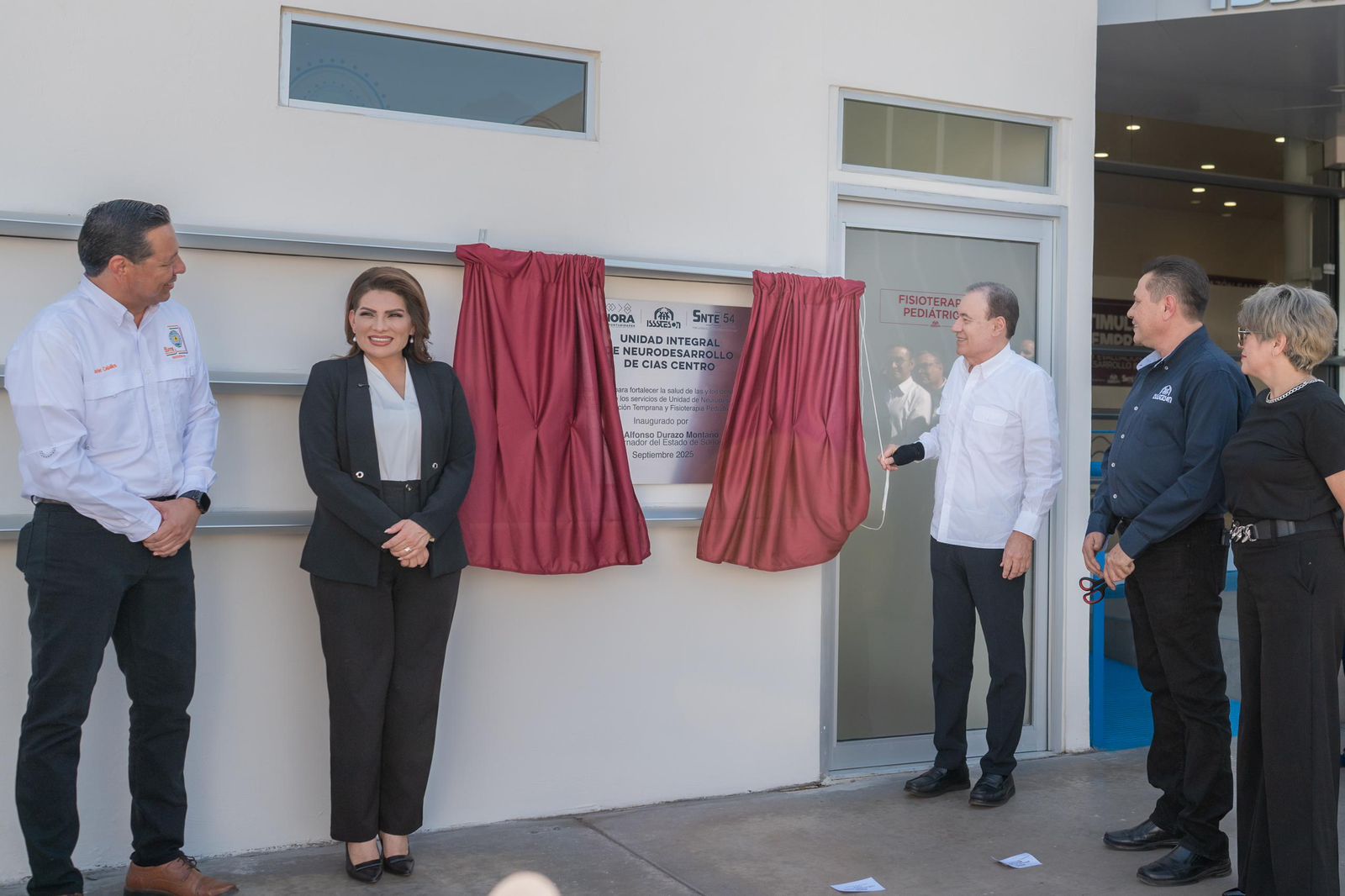 Gobernador Durazo inaugura Unidad Integral de Neurodesarrollo de Isssteson para atención especializada a familias sonorenses