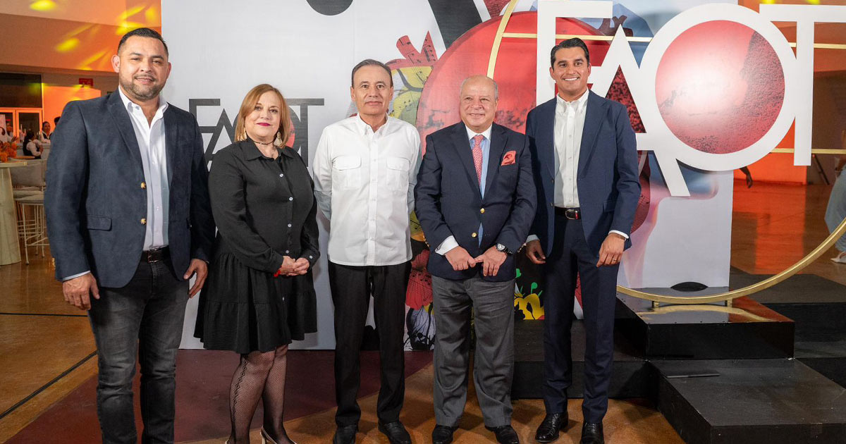 Gobernador Durazo enaltece la cultura sonorense con programa artístico de lujo en la edición 41 del FAOT 2026