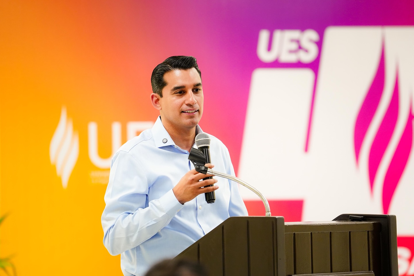 Universidad Estatal de Sonora festeja 42 años con expansión y becas