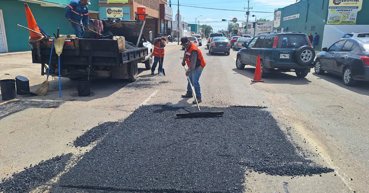 Refuerza Ayuntamiento de Hermosillo mantenimiento en vialidades