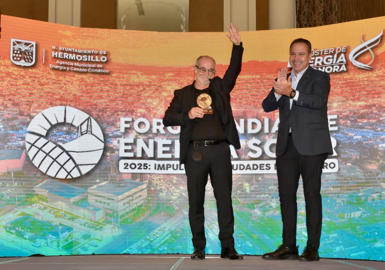 Ofrece urbanista Carlos Moreno concepto de «Ciudades de 15 Minutos» con enfoque de proximidad en el Foro Mundial de Energía Solar
